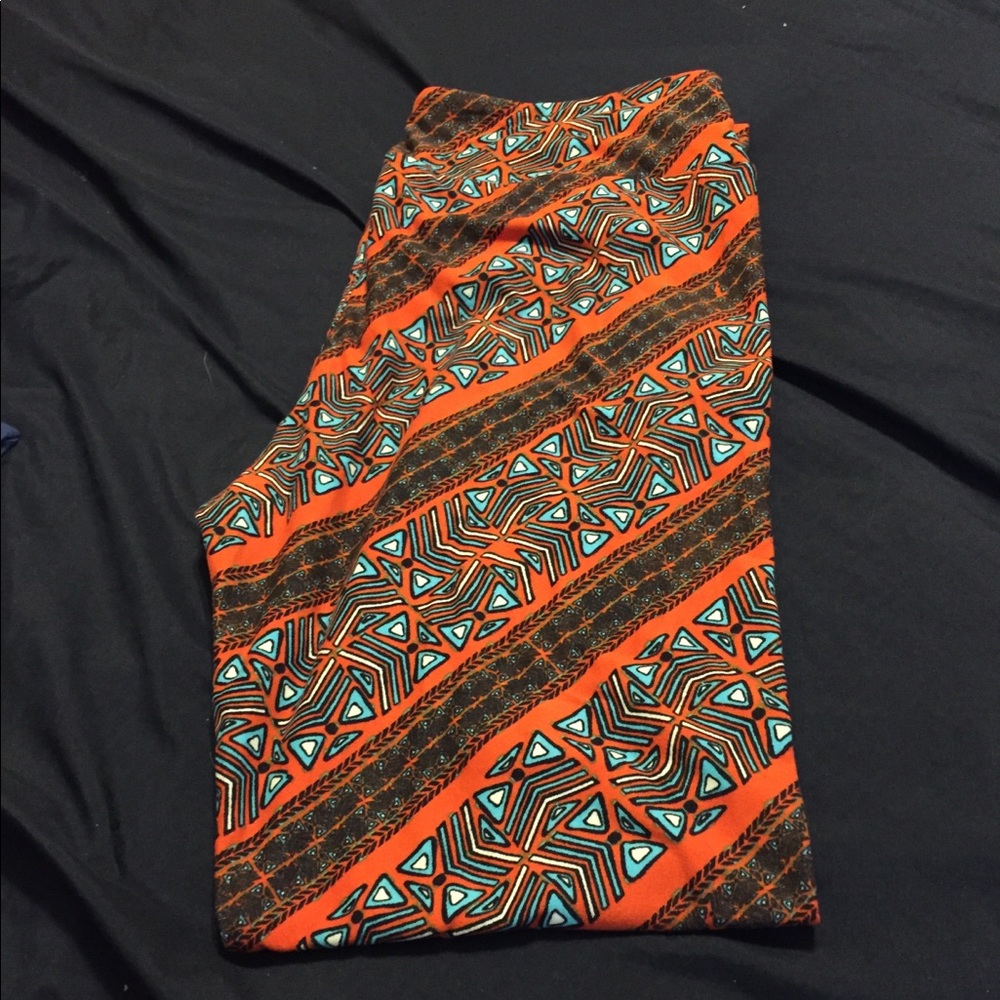 SOLD Cute summer leggings